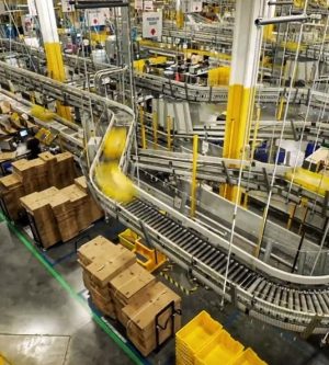 An Amazon warehouse in Seattle. (image: K5 News, Seattle)